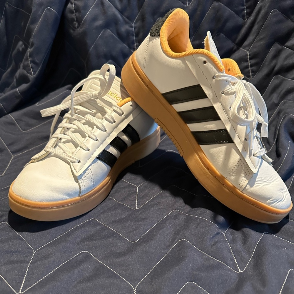 Adidas Women’s Original Grand Court Alpha shoes